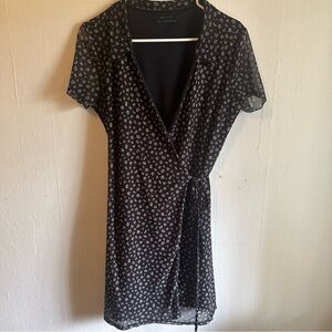 Urban Outfitters Collared Mesh Wrap Dress Size Large